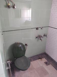Bathroom Image of 1250 Sq.ft 2 BHK Apartment / Flat for sale in DDA Flats Sarita Vihar, Sarita Vihar New Delhi for Rs. 22500000