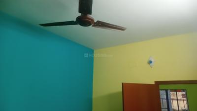 Bedroom Image of 600 Sq.ft 1.5 BHK Apartment / Flat for rent in Dum Dum Kolkata for Rs. 8000