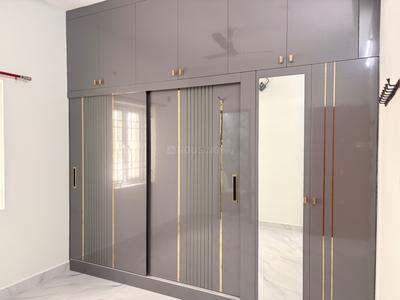 Bedroom Image of 1200 Sq.ft 2 BHK Apartment / Flat for rent in Sholinganallur Chennai for Rs. 25000