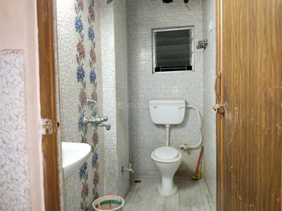 Image of 800 Sq.ft 2 BHK Apartment / Flat for rent in Picnic Garden, Kolkata for Rs. 11500