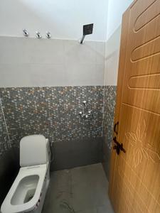 Bathroom Image of 150 Sq.ft 1 RK Apartment / Flat for rent in Sudhowala Dehradun for Rs. 6500