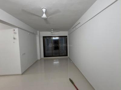 Bedroom Image of 1250 Sq.ft 2 BHK Apartment / Flat for rent in Creative Anand Avenue, Jahangirabad Surat for Rs. 18000