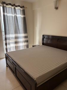 Bedroom Image of 1200 Sq.ft 3 BHK Apartment / Flat for sale in DLF Carlton Estate, Sector 53 Gurgaon for Rs. 32500000