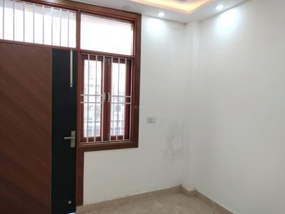 Bedroom Image of 900 Sq.ft 2 BHK Builder Floor for sale in Chandra Park New Delhi for Rs. 4800000