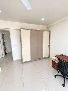 Bedroom Image of 4780 Sq.ft 4 BHK Apartment / Flat for rent in Neptune Greenwoods Infinity, Khanpur Vadodara for Rs. 275000