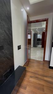 Bedroom Image of 1500 Sq.ft 3.5 BHK Builder Floor for sale in Krishna Nagar New Delhi for Rs. 13000000