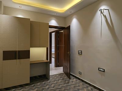 Bedroom Image of 2400 Sq.ft 5 BHK Builder Floor for sale in Nikunj Ultra Luxury Floors, Indirapuram Ghaziabad for Rs. 40000000