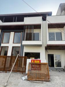 Image of 5200 Sq.ft 6 BHK Duplex for sale in DLF Mullanpur, Chandigarh for Rs. 44500000