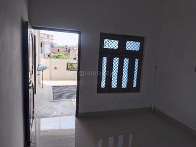 Hall Image of 800 Sq.ft 2 BHK Builder Floor for rent in Rajajinagar Bengaluru for Rs. 16000