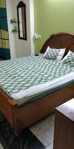 Bedroom Image of 1500 Sq.ft 3 BHK Apartment / Flat for rent in Supreme Enclave, Mayur Vihar Phase 1 New Delhi for Rs. 50000