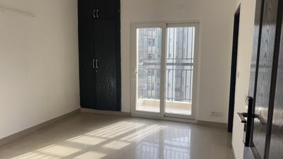 Bedroom Image of 1045 Sq.ft 2 BHK Apartment / Flat for sale in Paramount Floraville, Sector 137 Noida for Rs. 12200000