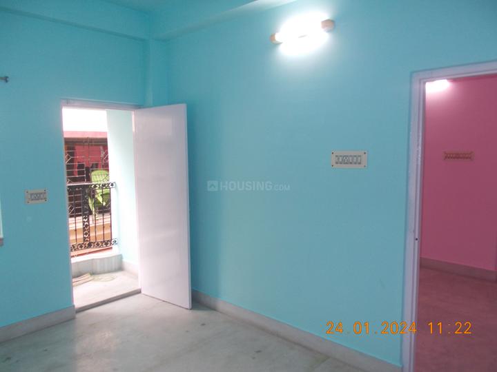 Silver Eye Line Hospital Bedroom 1