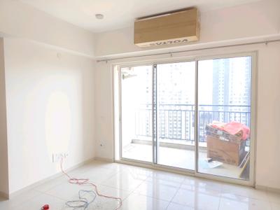 Living Room Image of 1400 Sq.ft 2 BHK Apartment / Flat for rent in Godrej Air, Sector 85 Gurgaon for Rs. 40000