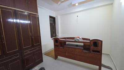 Bedroom Image of 1015 Sq.ft 3 BHK Builder Floor for rent in Palam New Delhi for Rs. 25500