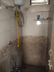 Image of 620 Sq.ft 2 BHK Apartment / Flat for rent in Maninagar, Ahmedabad for Rs. 14000