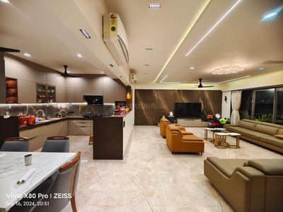 4 BHK Flat