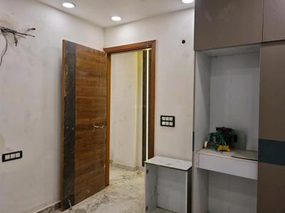 Bedroom Image of 600 Sq.ft 2 BHK Apartment / Flat for sale in Mahavir Enclave New Delhi for Rs. 5800001