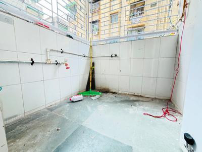 Image of 1250 Sq.ft 2 BHK Apartment / Flat for rent in Satellite, Ahmedabad for Rs. 20000