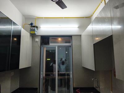 Kitchen Image of 510 Sq.ft 1 BHK Apartment / Flat for rent in Borivali West Mumbai for Rs. 40000