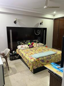 Bedroom Image of 2799 Sq.ft 4 BHK Builder Floor for sale in Kailash Colony New Delhi for Rs. 65000000