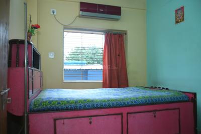 Bedroom Image of 900 Sq.ft 3 BHK Apartment / Flat for sale in Rudra Apartment, Behala Kolkata for Rs. 3800000