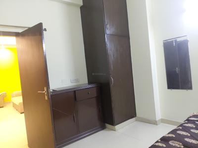 Bedroom Image of 6200 Sq.ft 4 BHK Builder Floor for rent in Sector 46 Noida for Rs. 70000