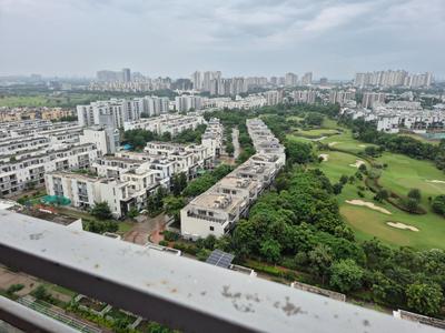 Balcony Image of 710 Sq.ft 1 RK Apartment / Flat for sale in Sector 27 Greater Noida for Rs. 10000000