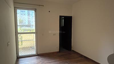 Bedroom Image of 1815 Sq.ft 4 BHK Apartment / Flat for sale in Royal Heritage, Sector 70 Faridabad for Rs. 12500000
