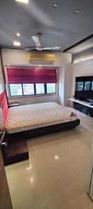 Bedroom Image of 1380 Sq.ft 3 BHK Apartment / Flat for sale in Bandra West Mumbai for Rs. 65400000