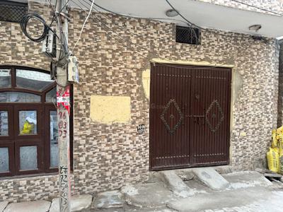 Image of 900 Sq.ft 2 BHK Independent House for rent in Harit Vihar Heights Burari, Mukundpur, New Delhi for Rs. 7500