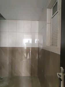 Common Bathroom Image of 2324 Sq.ft 3 BHK Apartment / Flat for sale in Casagrand First City, Semmancheri Chennai for Rs. 20000000