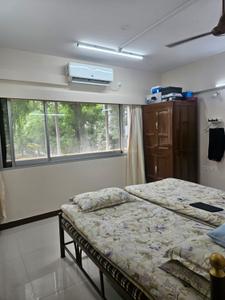 Bedroom Image of 950 Sq.ft 2 BHK Apartment / Flat for sale in Dadar East Mumbai for Rs. 50000000