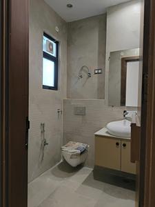 Common Bathroom Image of 1520 Sq.ft 3 BHK Builder Floor for sale in Vaishali Ghaziabad for Rs. 18500000