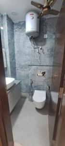 Bathroom Image of 850 Sq.ft 2 BHK Builder Floor for sale in Vikaspuri New Delhi for Rs. 14000000