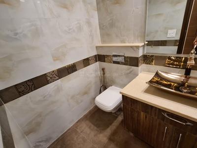 Image of 1935 Sq.ft 5 BHK Independent House for sale in Ansal Sushant Lok I, Sector 43, Gurgaon for Rs. 95000000