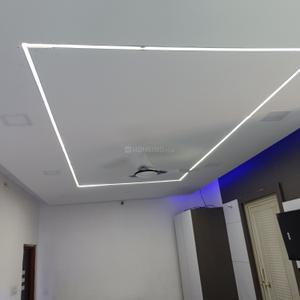 1 RK Independent Builder Floor