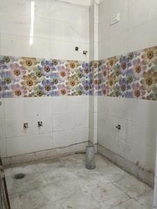 Common Bathroom Image of 950 Sq.ft 2 BHK Apartment / Flat for sale in Nidhi Pride, Shalimar Garden Ghaziabad for Rs. 6500000