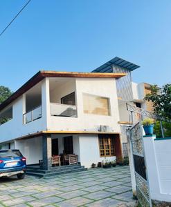 Image of 3200 Sq.ft 4 BHK Independent House for sale in Aluva, Kochi for Rs. 13000000