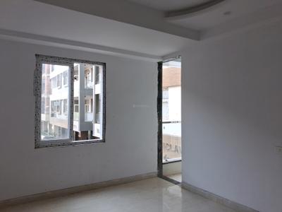 Bedroom Image of 1900 Sq.ft 4 BHK Apartment / Flat for sale in Malik Hindustan Apartment, Sector 104 Noida for Rs. 8100000