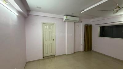 Bedroom Image of 3000 Sq.ft 4 BHK Villa for rent in Sola Ahmedabad for Rs. 42000