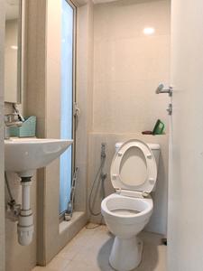 Common Bathroom Image of 550 Sq.ft 1 BHK Apartment / Flat for sale in Hiranandani Solitaire, Thane West Thane for Rs. 10000000