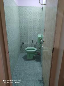 Bathroom Image of 750 Sq.ft 1.5 BHK Independent House for rent in Cox Town Bengaluru for Rs. 18000