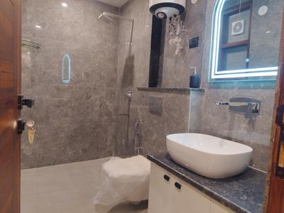 Image of 1200 Sq.ft 2 BHK Builder Floor for rent in DLF Phase 4, Gurgaon for Rs. 60000