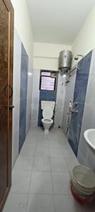 Image of 1000 Sq.ft 3 BHK Apartment / Flat for sale in Chinar Park, Kolkata for Rs. 4200000