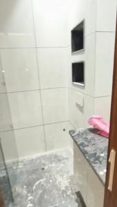 Bathroom Image of 1350 Sq.ft 3 BHK Builder Floor for sale in Safdarjung Enclave New Delhi for Rs. 47500000