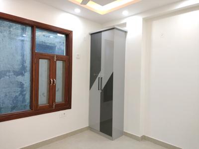 Bedroom Image of 1200 Sq.ft 3 BHK Builder Floor for sale in Deenpur New Delhi for Rs. 7800000