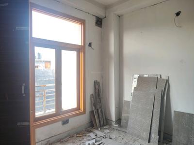 Bedroom Image of 700 Sq.ft 2 BHK Apartment / Flat for sale in Sangam Vihar New Delhi for Rs. 4200000