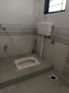 Common Bathroom Image of 862 Sq.ft 2 BHK Apartment / Flat for sale in Magarpatta Annex, Magarpatta City Pune for Rs. 14000000