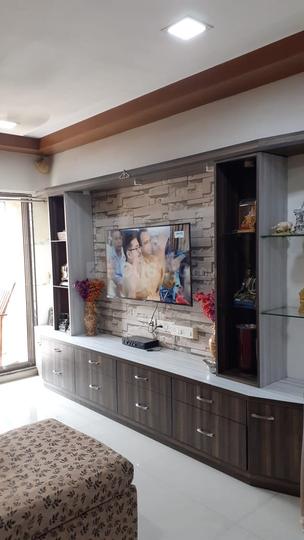 Larkins Nest Main Image 1