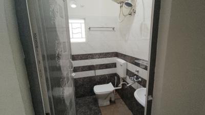 Bathroom Image of 600 Sq.ft 1 BHK Independent House for rent in Hongasandra Bengaluru for Rs. 14000
